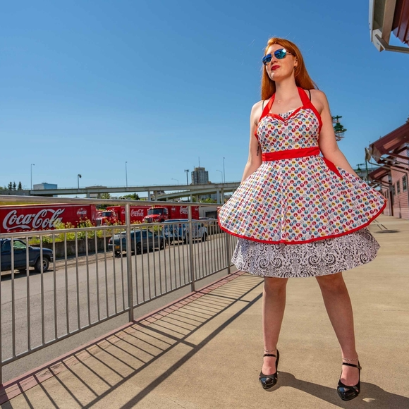 Where's Waldo Handmade 50's Style Pin-up apron - One of a kind! - Picture 2 of 8